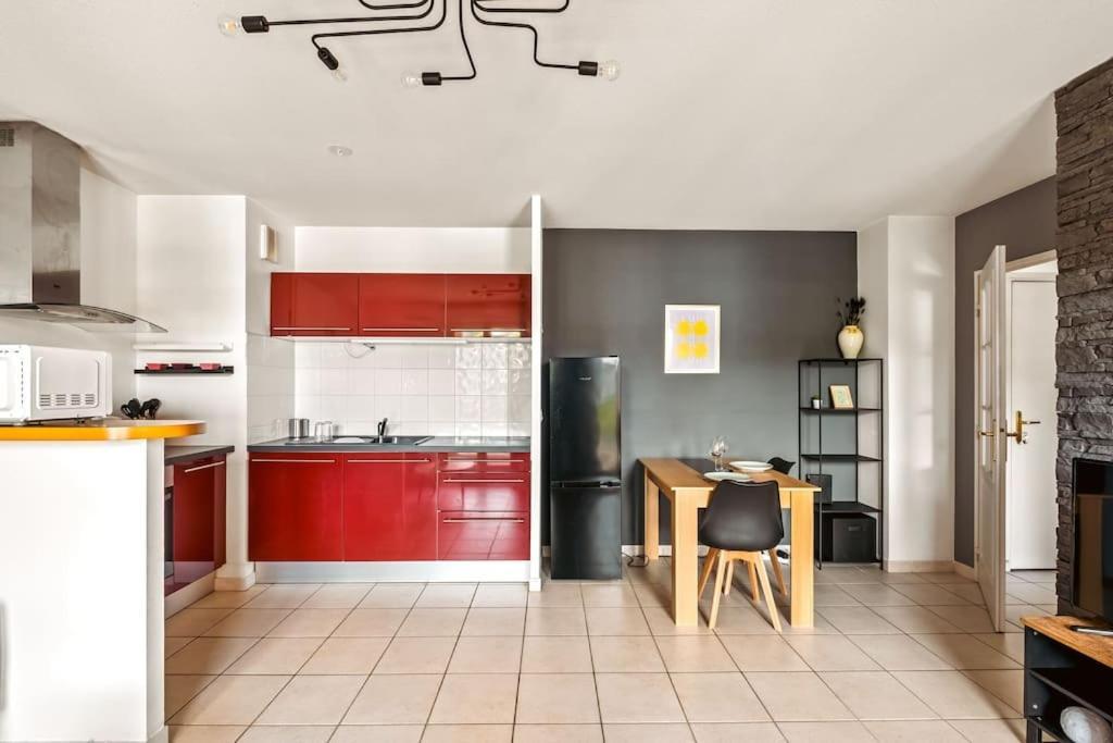 Apartamento T2 Paisible Vaise, Avec Parking Metro Direct Bellecour Lyon Exterior foto