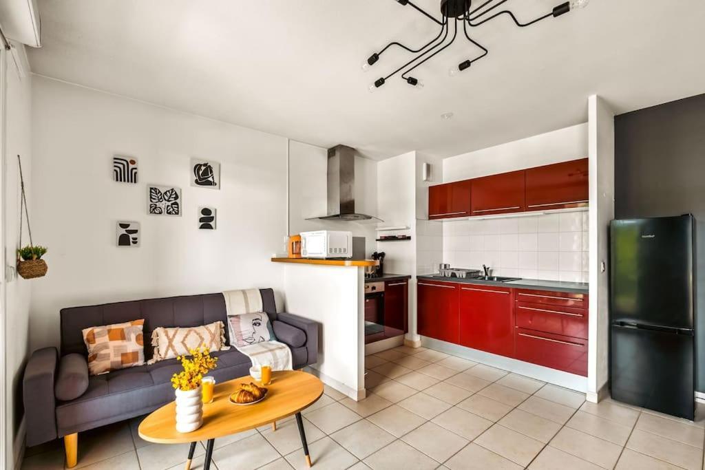 Apartamento T2 Paisible Vaise, Avec Parking Metro Direct Bellecour Lyon Exterior foto